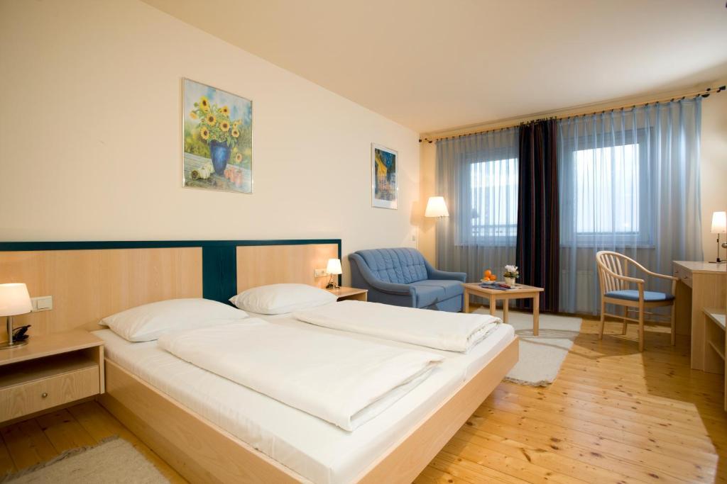 Landgasthof Zum Alten Weinstock Rudersdorf Chambre photo